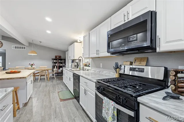 $229,900 | 831 Locust Street, Montgomery City, MO 63361