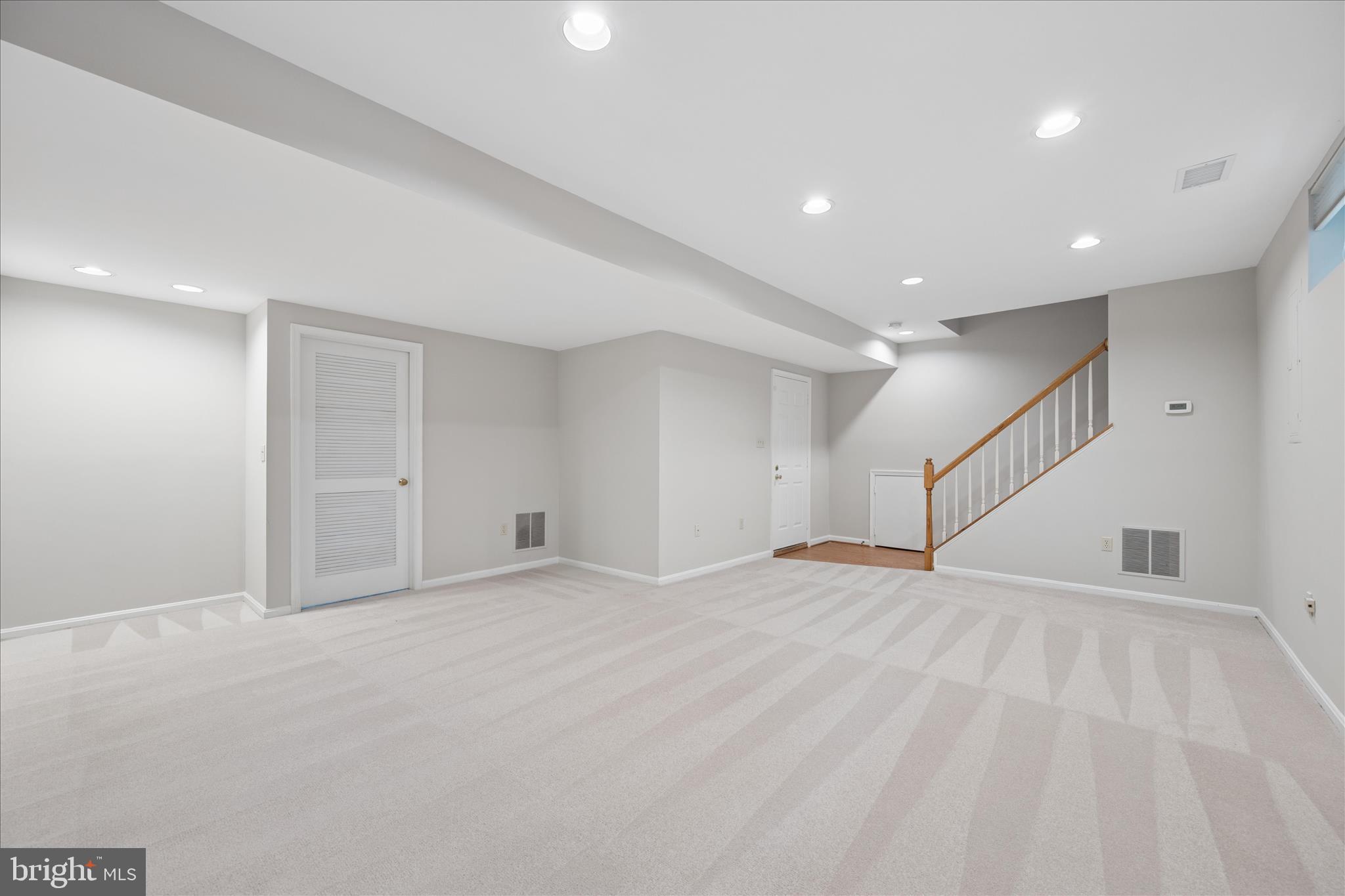 8900 Ellsworth Court Silver Spring, MD 20910 - Photo 61 of 86 Second angle