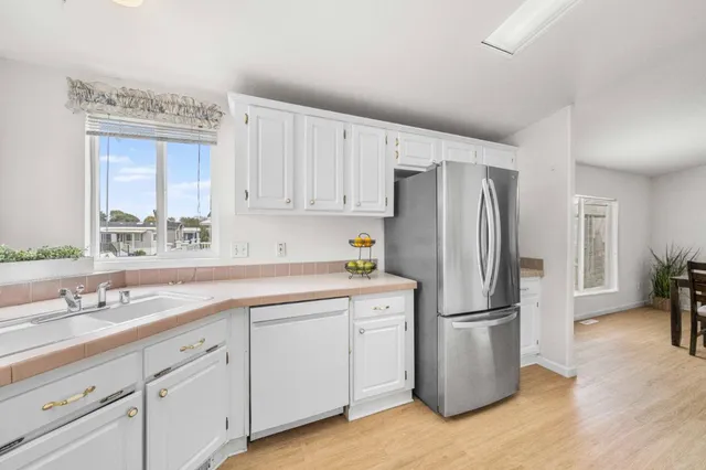 $519,500 | 3 Lighthouse Road, Unit 3, Half Moon Bay, CA 94019