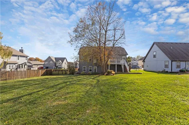 $360,000 | 414 Killarney Lane, Smithville, MO 64089