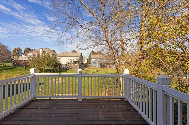 $360,000 | 414 Killarney Lane, Smithville, MO 64089