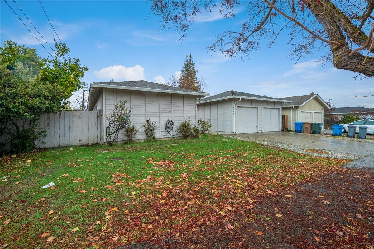 6471 Bollinger Road Cupertino, CA 95014 - Photo 3 of 16 Gallery Image 3