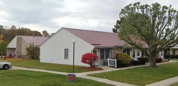 $600 | 808 Pro Drive, Celina, OH 45822