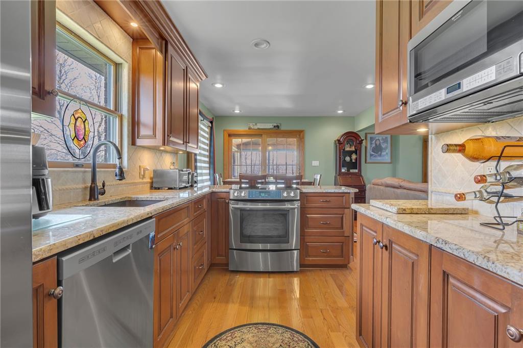 325 Sunnyside Road New Castle, PA 16102 - Photo 16 of 49