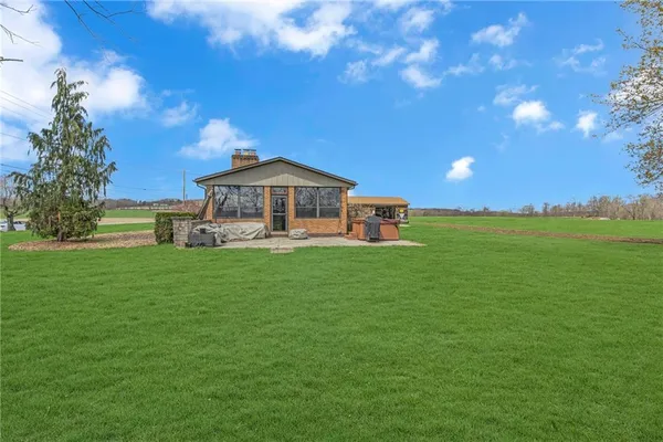 $329,500 | 325 Sunnyside Road, New Castle, PA 16102