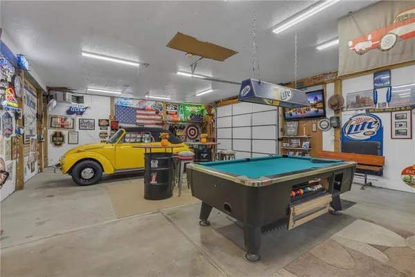 $329,500 | 325 Sunnyside Road, New Castle, PA 16102