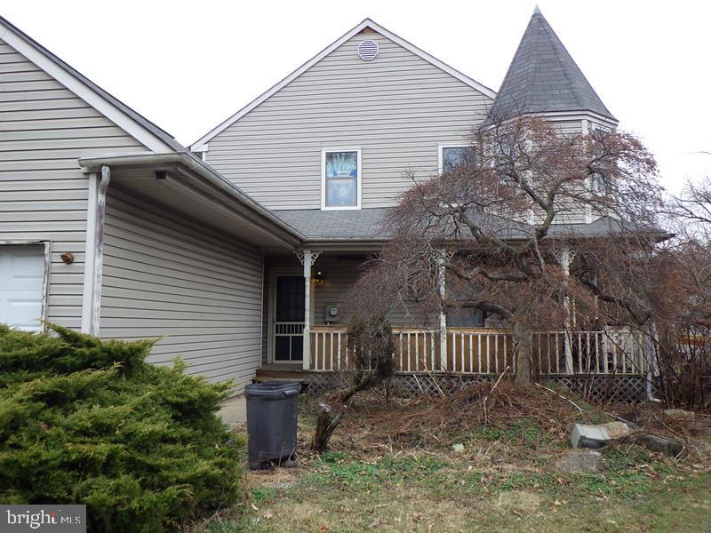 565 Hulmeville Road Langhorne, PA 19047 - Photo 3 of 9