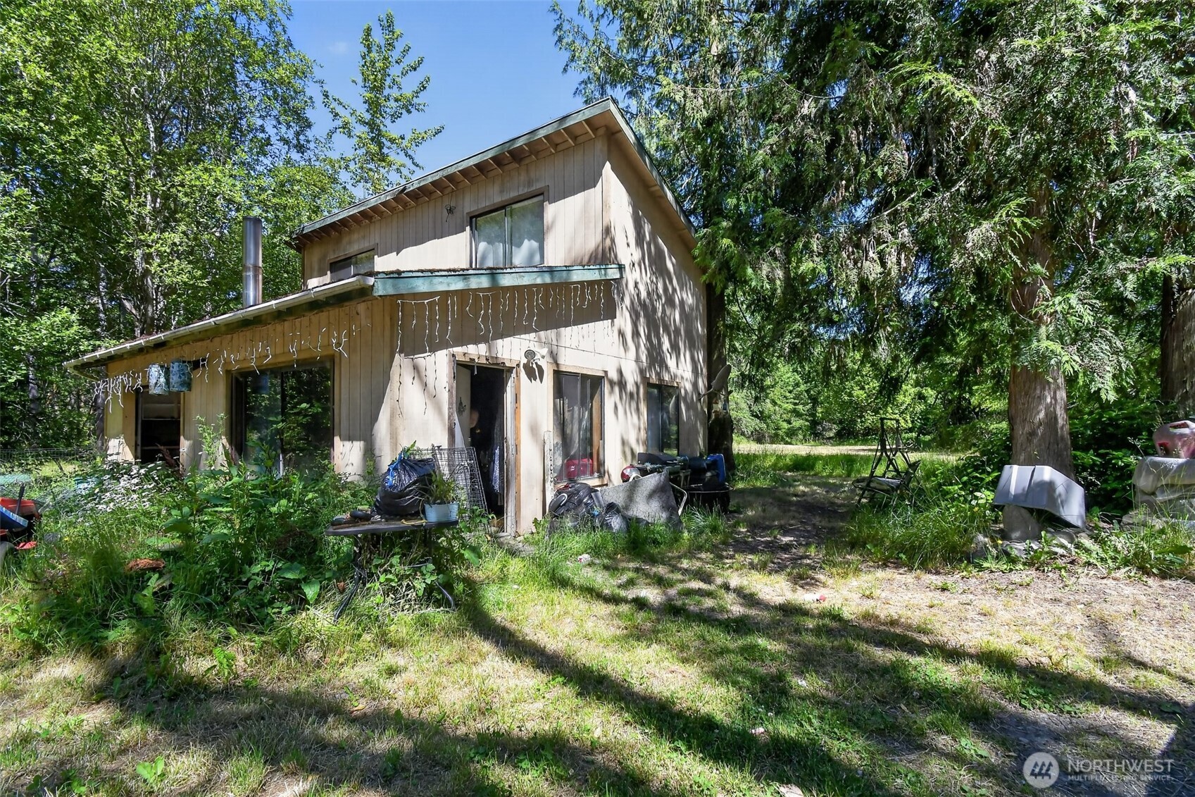 548 Lemmon Road Port Angeles, WA 98362 - Photo 1 of 18