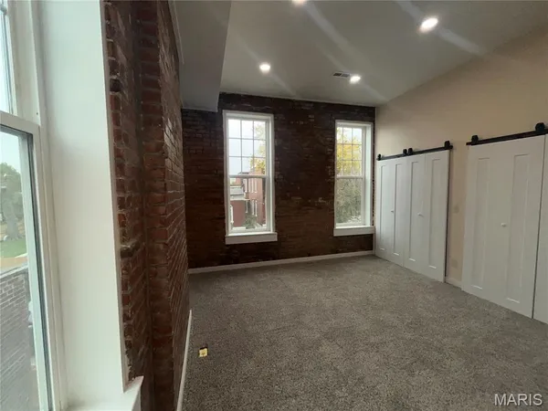 $298,888 | 3706 Iowa Avenue, St. Louis, MO 63118