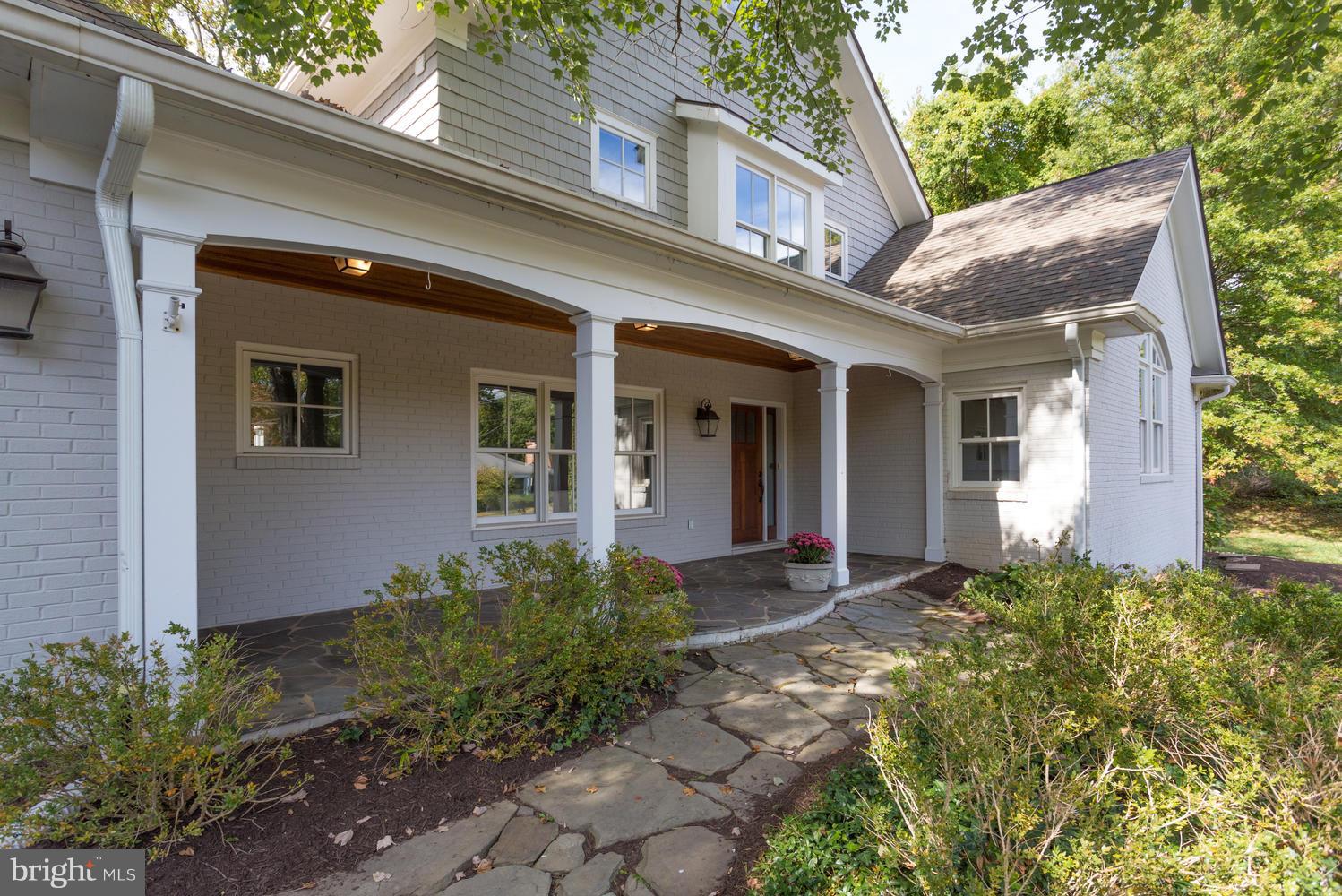 1700 Crescent Lane McLean, VA 22201 - Photo 2 of 30 front view of a house