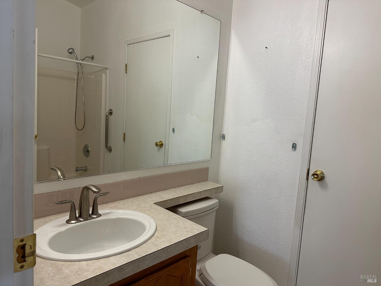 220 Ricardo Avenue Santa Rosa, CA 95407 - Photo 15 of 20