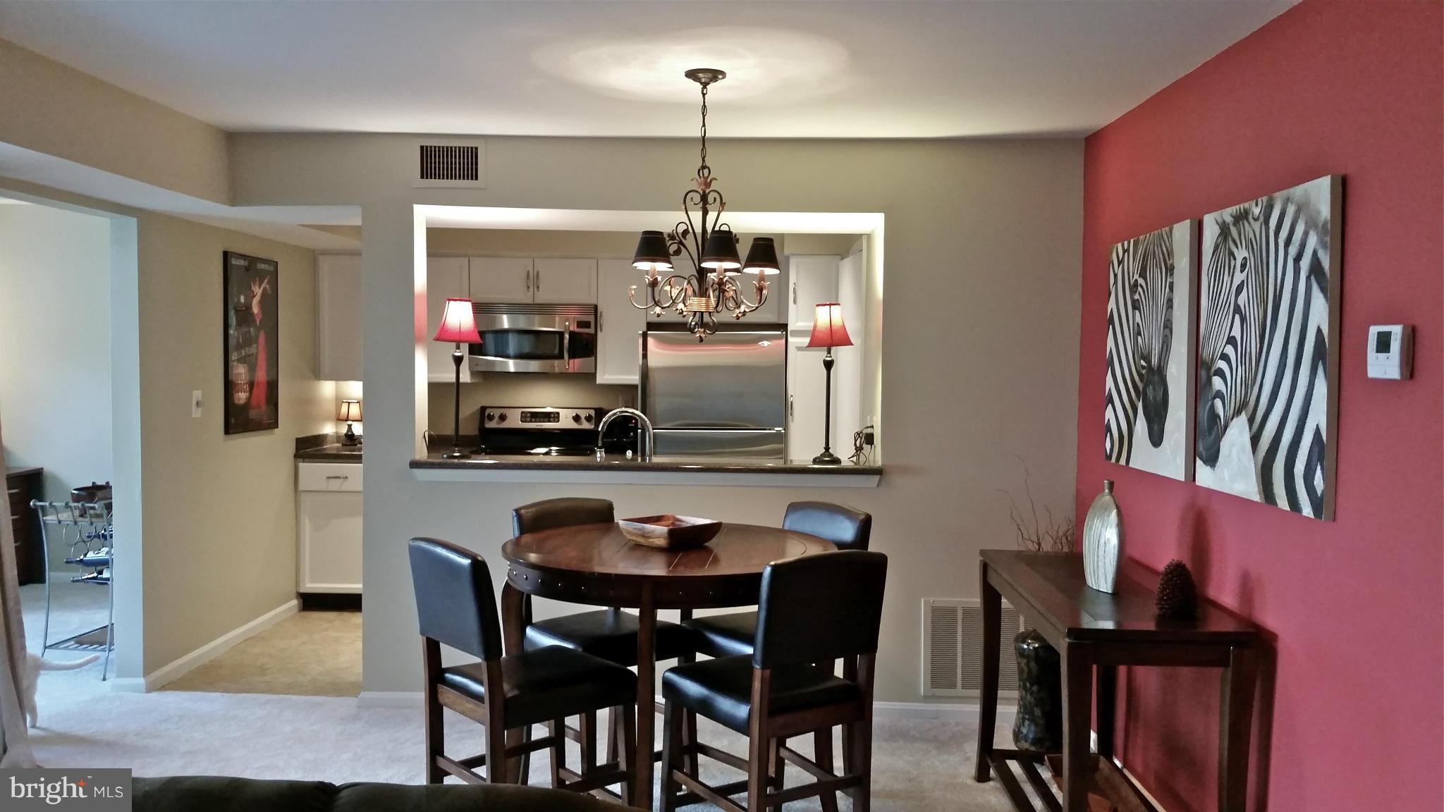 4519 28th Road South, Unit D Arlington, VA 22206 - Photo 8 of 27 Dining Room