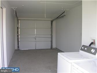 49 Crown Road Levittown, PA 19057 - Photo 12 of 12