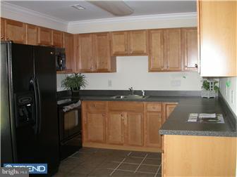 49 Crown Road Levittown, PA 19057 - Photo 6 of 12