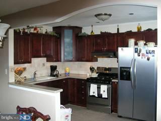 11800 Brandon Road Philadelphia, PA 19154 - Photo 3 of 6 Gallery Image 3