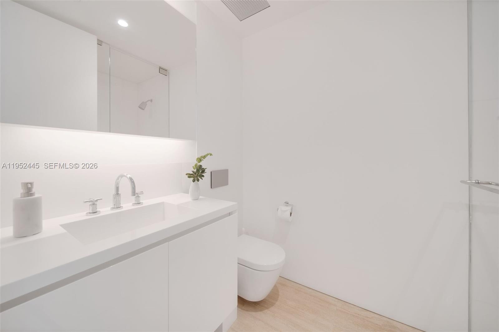 9001 Collins Avenue, Unit S605 Surfside, FL 33154 - Photo 36 of 58