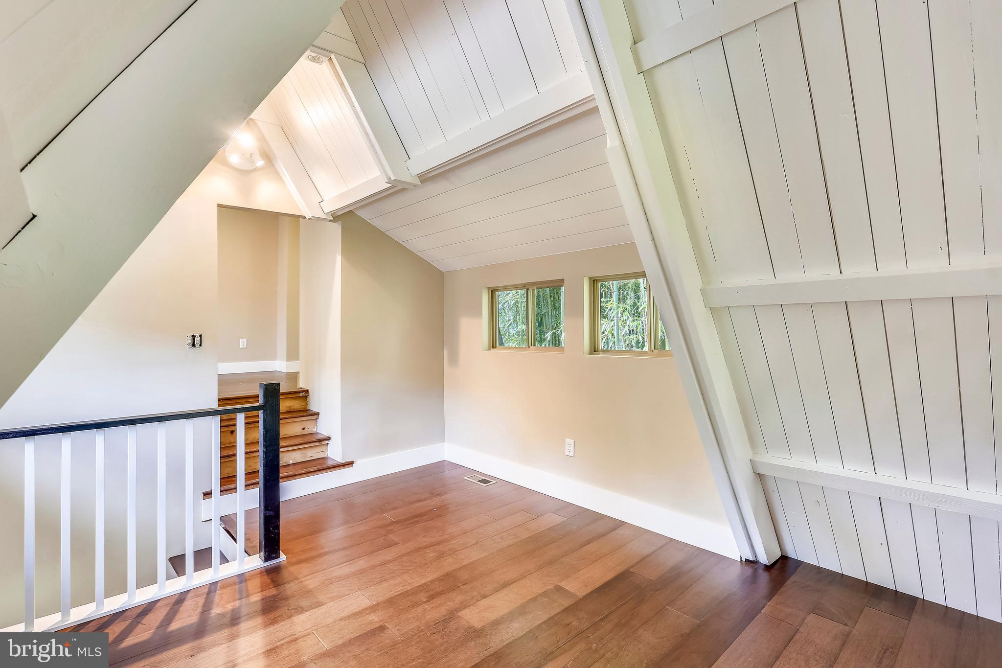 6 Circle Circle Washington Grove, MD 20880 - Photo 25 of 45 a view of entryway with wooden floor