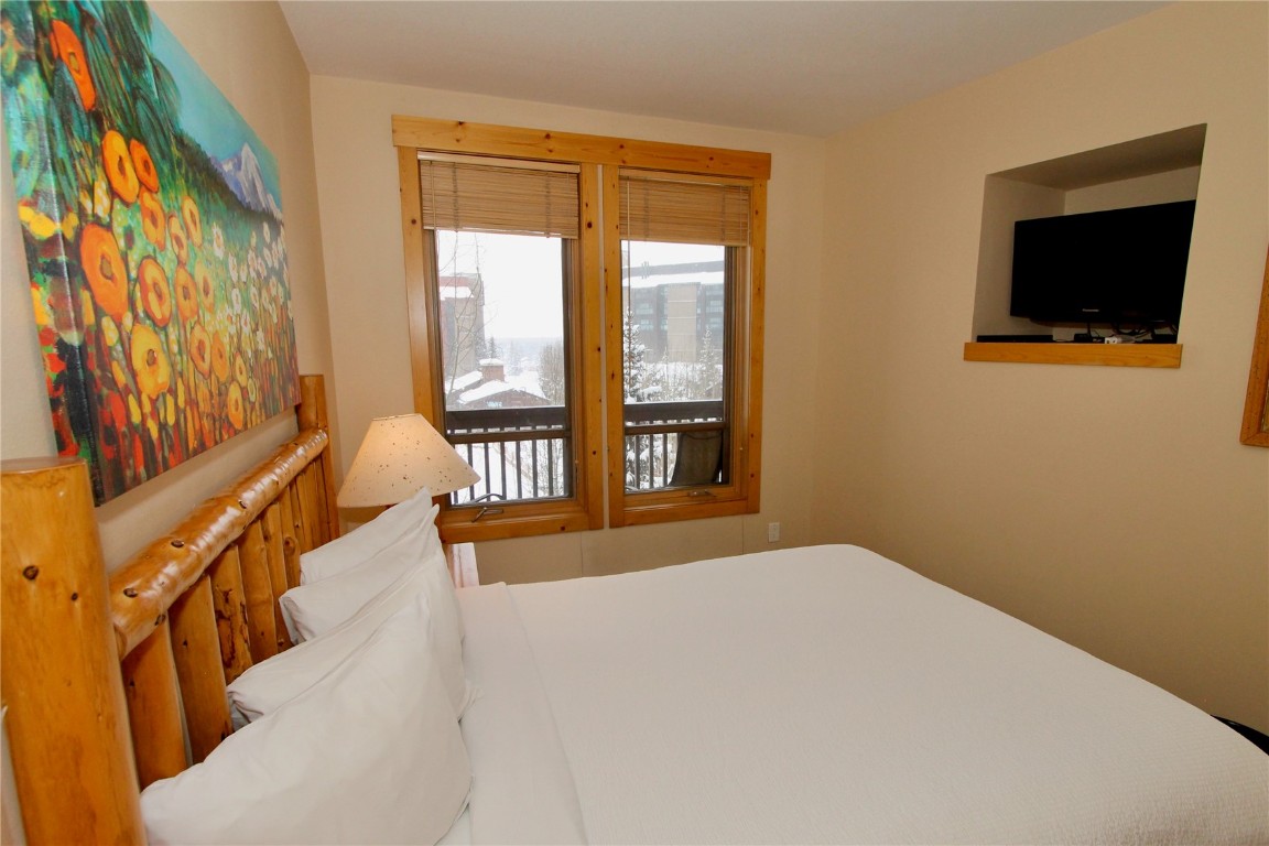 172 Copper Circle, Unit 301 Copper Mountain, CO 80443 - Photo 15 of 23 a view of a livingroom with furniture