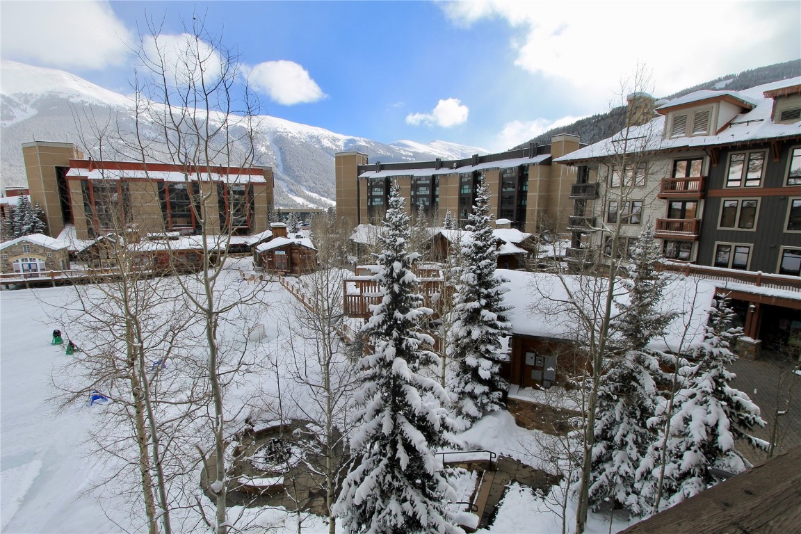 172 Copper Circle, Unit 301 Copper Mountain, CO 80443 - Photo 18 of 23 a view of a chairs and table in a patio