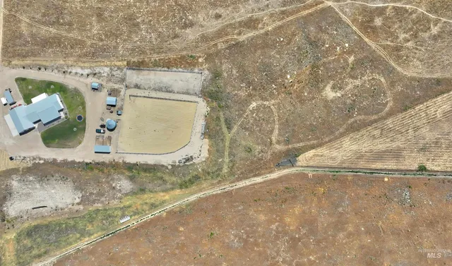 $700,000 | 29492 Farmway Road, Caldwell, ID 83607