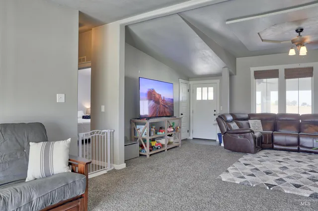 $700,000 | 29492 Farmway Road, Caldwell, ID 83607