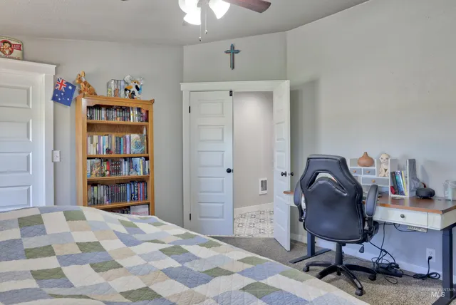 $700,000 | 29492 Farmway Road, Caldwell, ID 83607