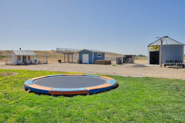 $700,000 | 29492 Farmway Road, Caldwell, ID 83607