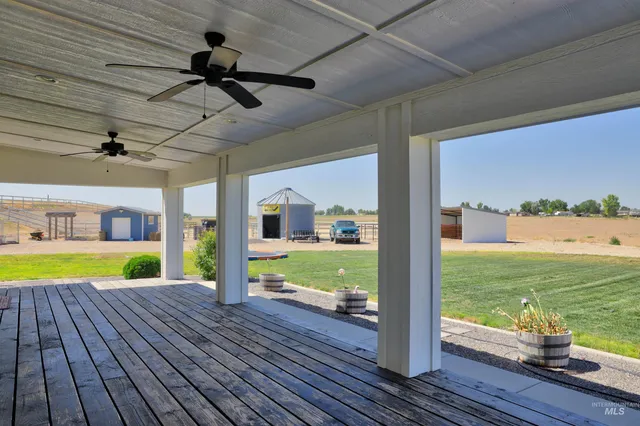 $700,000 | 29492 Farmway Road, Caldwell, ID 83607