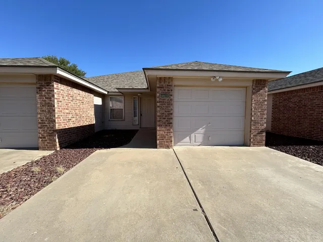 $1,000 | 5812 6th Street, Unit C, Lubbock, TX 79416