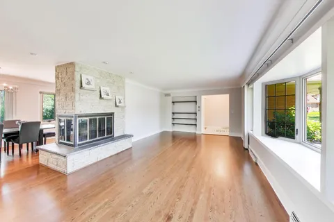 $875,000 | 5300 Franklin Avenue, Western Springs, IL 60558