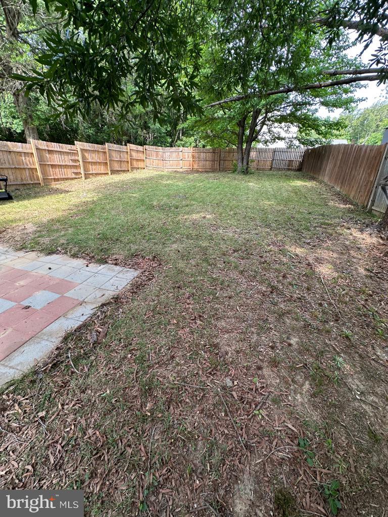 9461 Inaugural Drive King George, VA 22485 - Photo 19 of 20 Fenced back yard