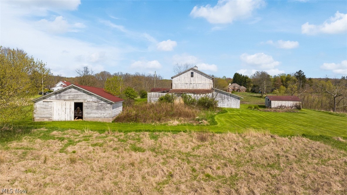 17286 Ridge Road North Royalton, OH 44133 - Photo 24 of 43 View of yard with an outdoor structure