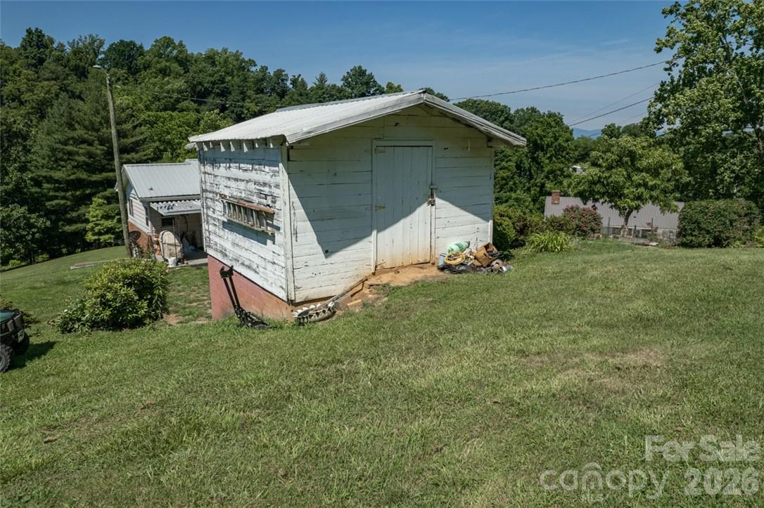 415 Weaverville Road Asheville, NC 28804 - Photo 44 of 47