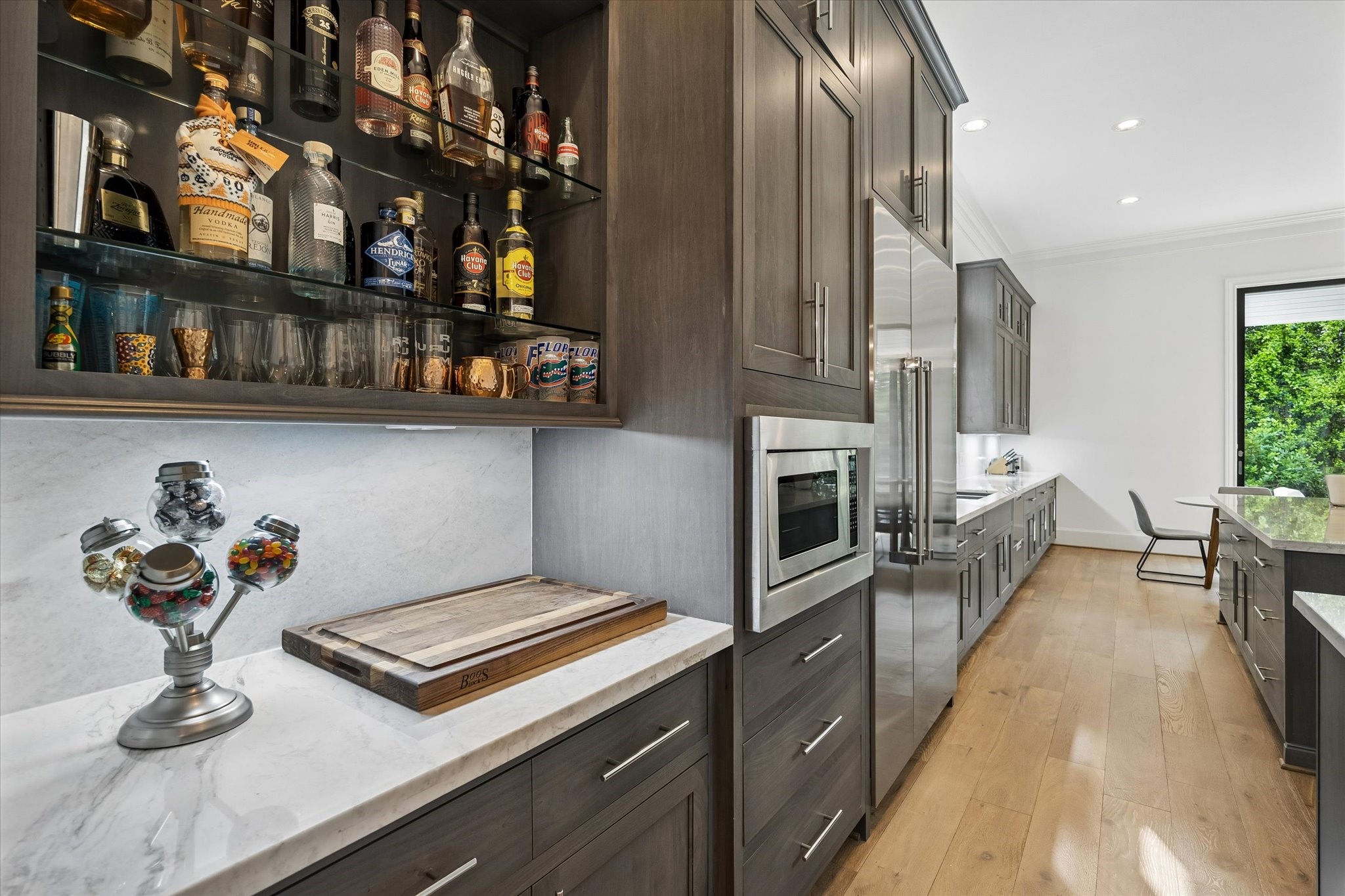 3020 Lake Street Houston, TX 77098 - Photo 13 of 41 Dry bar and butler's pantry.