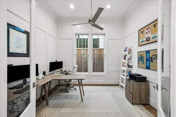 $1,649,000 | 3020 Lake Street, Houston, TX 77098