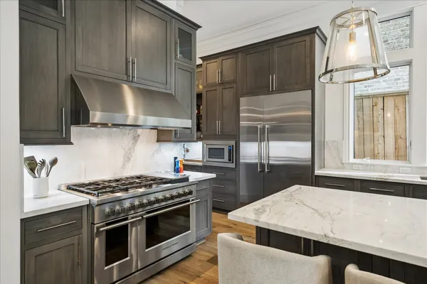 $1,649,000 | 3020 Lake Street, Houston, TX 77098