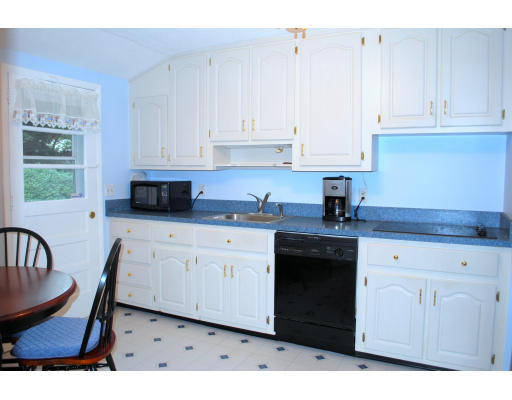 62 Ruthellen Road Holliston, MA 01746 - Photo 4 of 8 Gallery Image 4