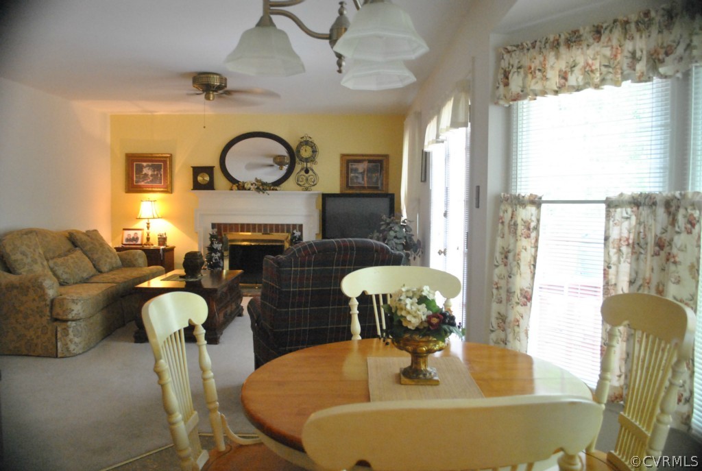 2010 Stoneheather Road Henrico, VA 23238 - Photo 6 of 24 Gallery Image 6