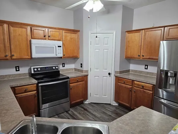 $2,600 | 1713 Jimmy Cove, La Vergne, TN 37086