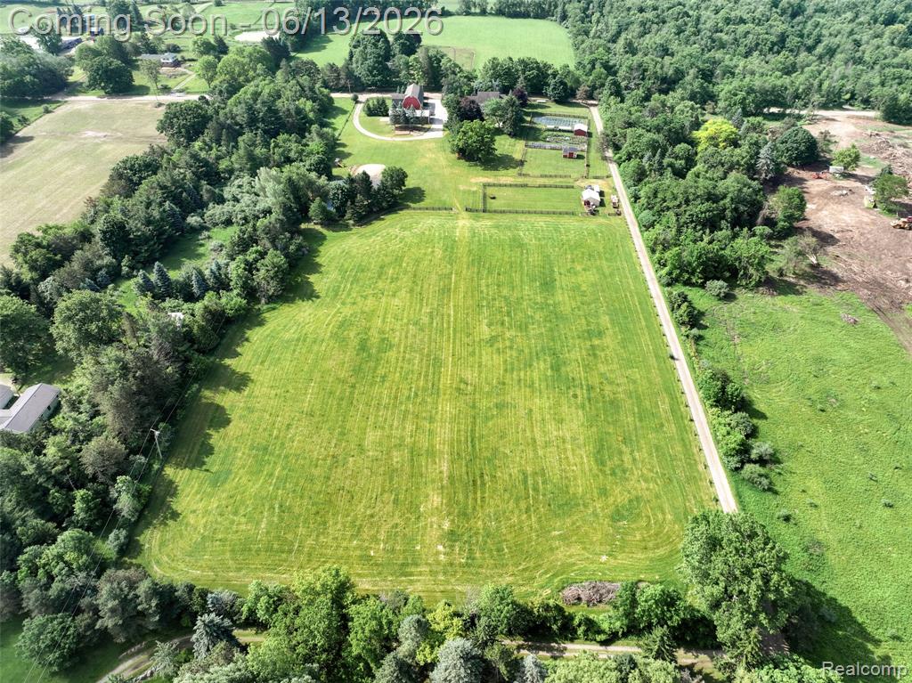 1310 Brauer Road Oxford, MI 48371 - Photo 60 of 73