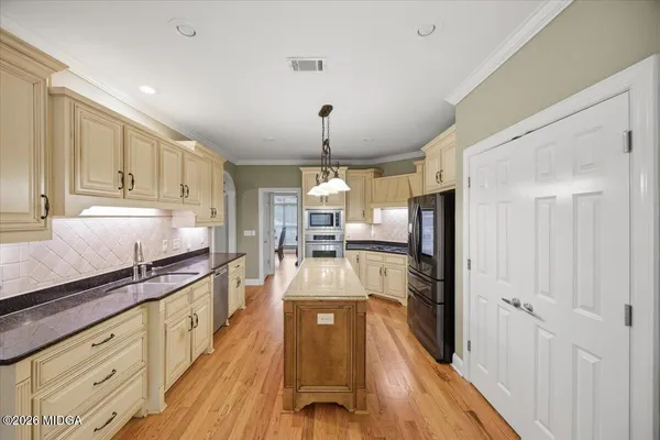 $640,000 | 134 Broadleaf Drive, Macon, GA 31210