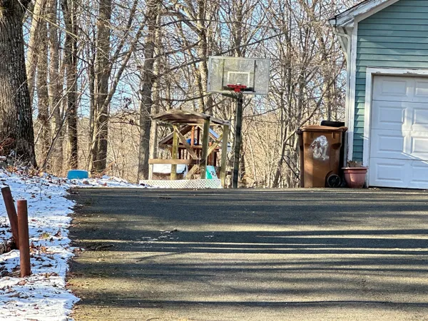 $891,000 | 61 Maler Avenue, Shelton, CT 06484