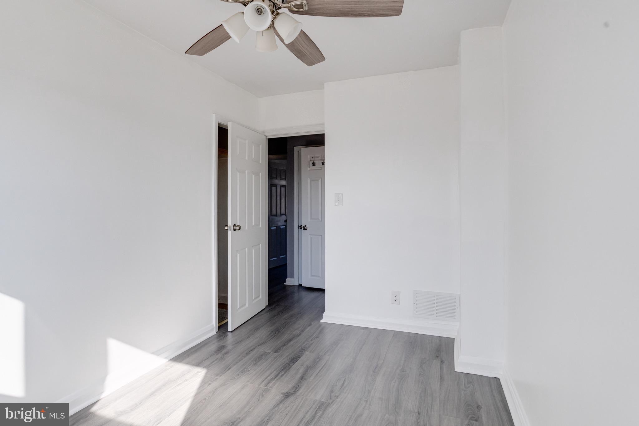 6919 Belclare Road Dundalk, MD 21222 - Photo 32 of 65