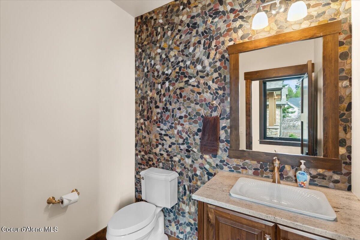 3544 East Winray Drive Hayden, ID 83835 - Photo 22 of 73 30-Half bath