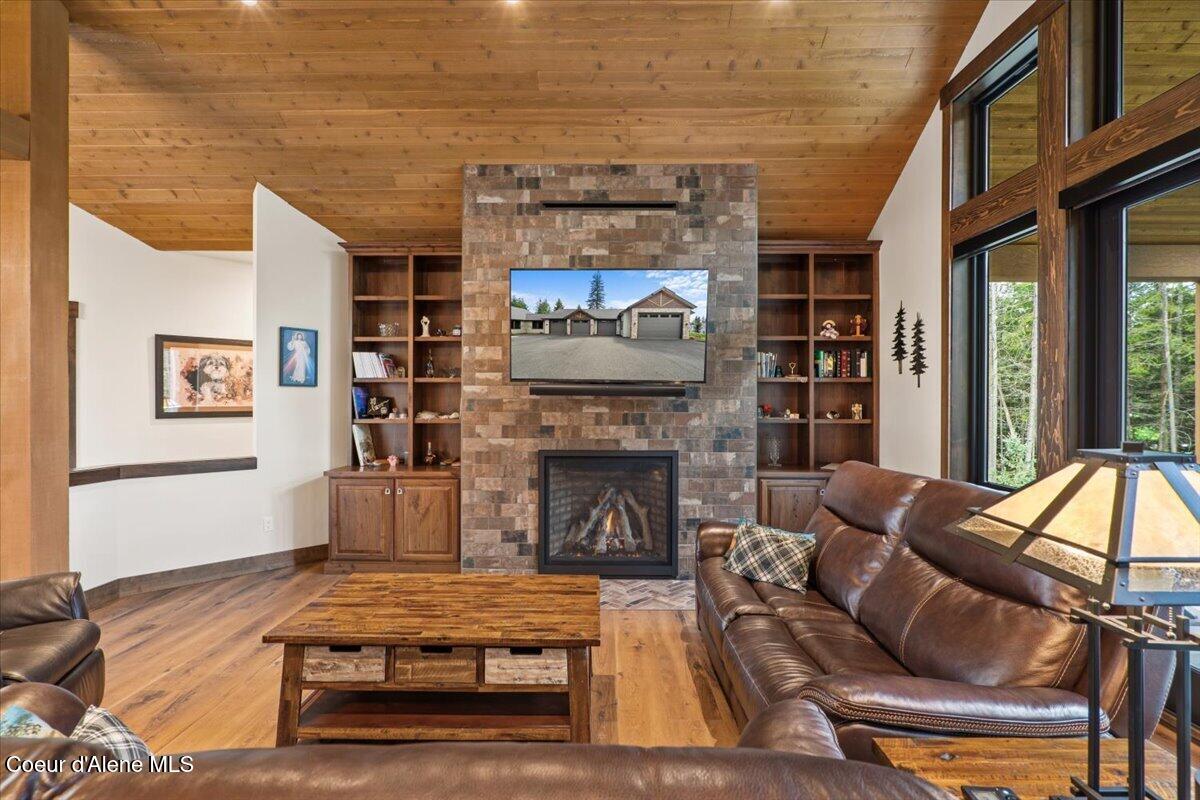 3544 East Winray Drive Hayden, ID 83835 - Photo 9 of 73 16-Living Room