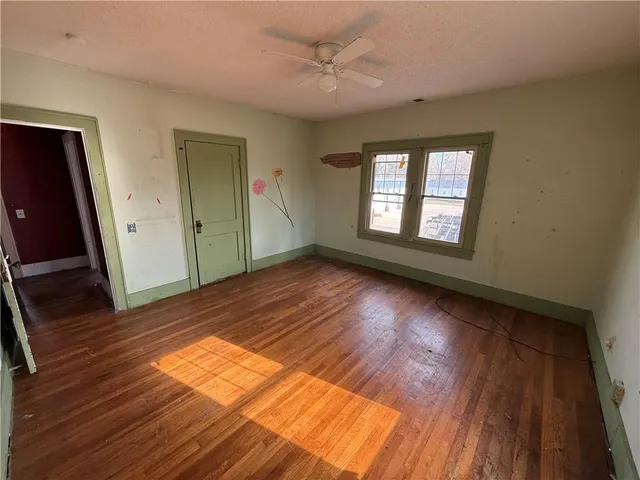 $169,900 | 101 Buttermilk Station Road, East Lynne, MO 64743