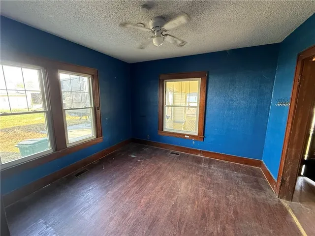 $169,900 | 101 Buttermilk Station Road, East Lynne, MO 64743