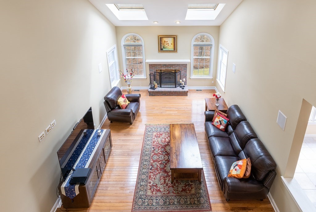 37 Greenwood Road Hopkinton, MA 01748 - Photo 15 of 40 Gallery Image 15