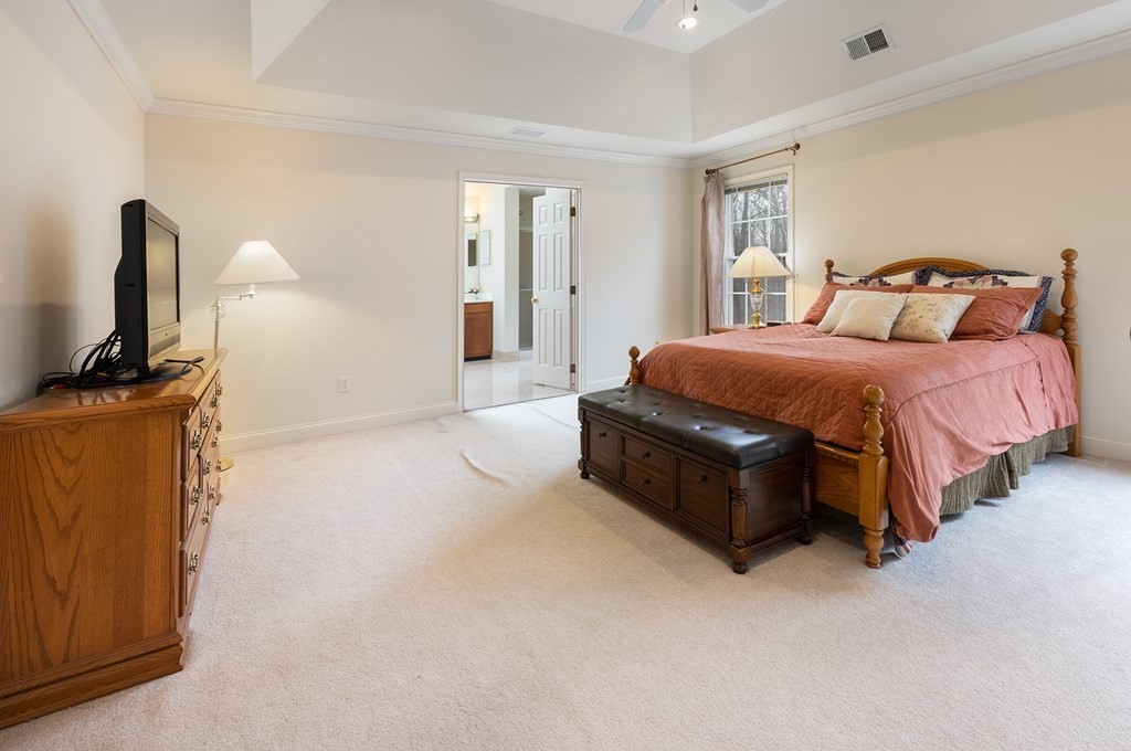 37 Greenwood Road Hopkinton, MA 01748 - Photo 19 of 40 Gallery Image 19