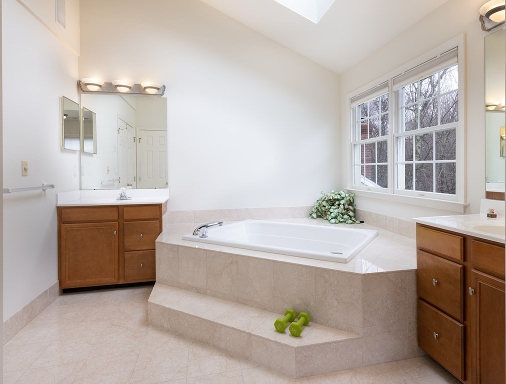 37 Greenwood Road Hopkinton, MA 01748 - Photo 23 of 40 Gallery Image 23